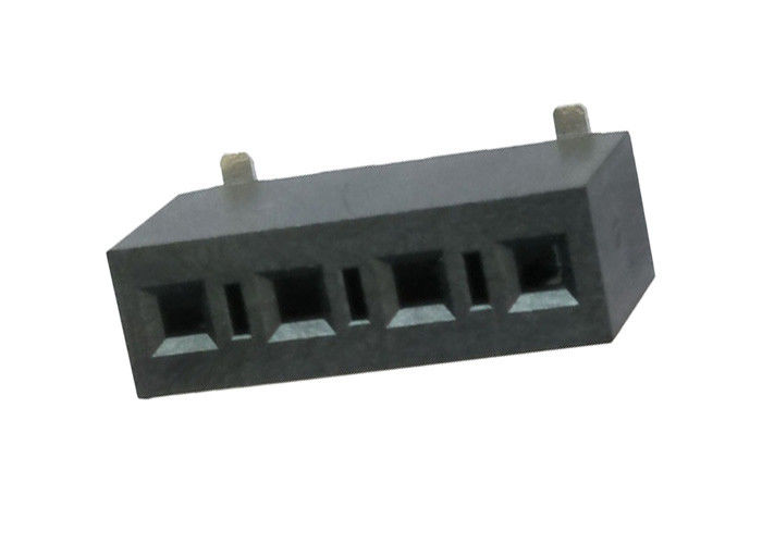 Type de SMT connecteur femelle 3.96mm d'en-tête de Pin par le plastique de trou