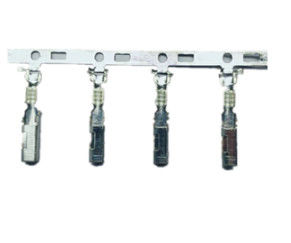 Courrier facile automatique va-et-vient de bidon d'installation des connecteurs 8240-4422 UL94 V-0 de fil